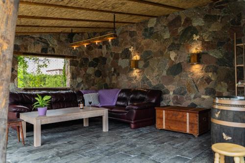 Pisz Casa | Cat Stone