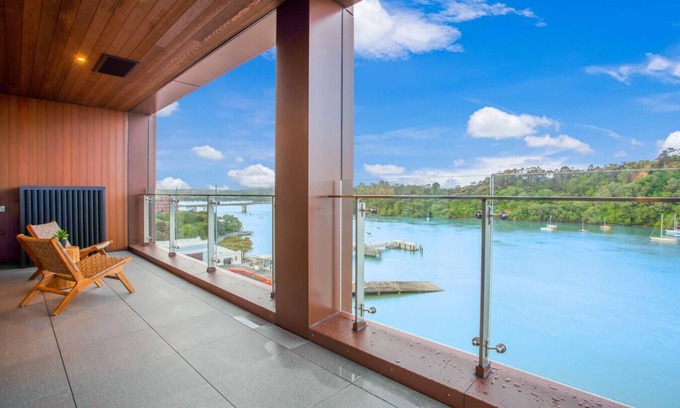 Hobsonville Apartamento | Catalina Bay Seascape with Bay Views and Carpark
