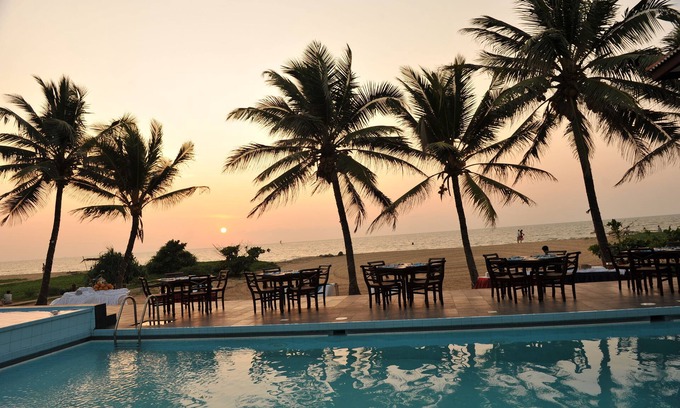 Negombo Hotel | Catamaran Beach Hotel