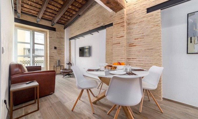 La Seu Apartamento | CATHEDRAL LUXURY TERRACE FLAT 2BR,2BA, A\C,Wifi