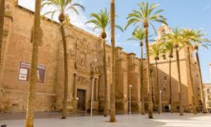 Almeria Centro Apartamento | Cathedral Palace ALMERIA
