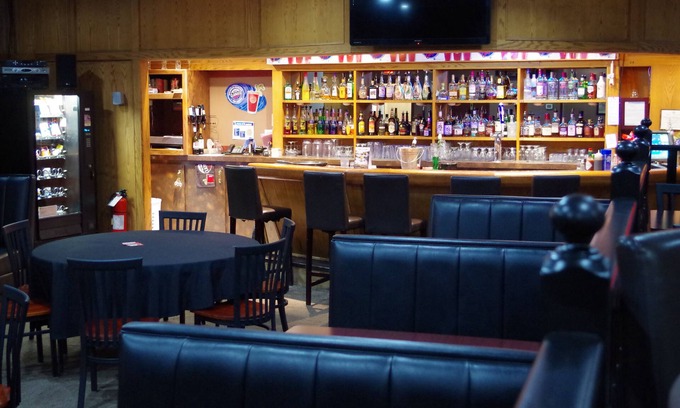 East Kootenay Hotel | Causeway Bay Hotel Sparwood