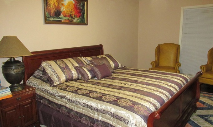 Cayce Casa | Cayce Charm Minutes to Downtown Columbia