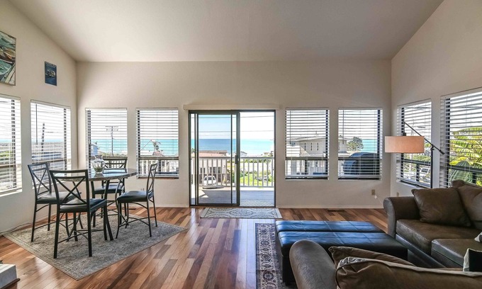 Cayucos Casa | Cayucos-by-the-Sea vacation home. Ocean views!
