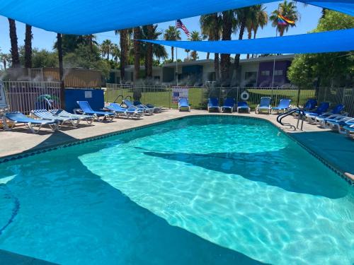 Cathedral City Cove Complejo | CCBC Resort Hotel - A Gay Men's Resort
