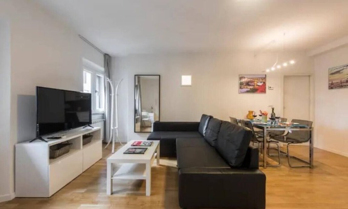 Duomo Apartamento | CDT Duomo - Tres Habitaciones Piso, Capacidad 6