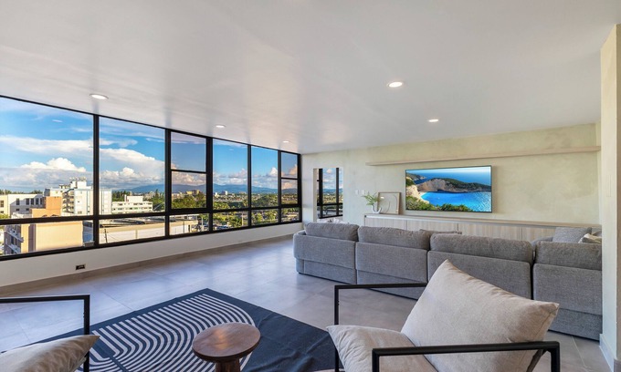 Isla Verde Apartamento | Cecilia's PH Ocean Views