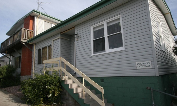 Blackmans Bay Casa | Cedar Cottages Blackmans Bay - Casa