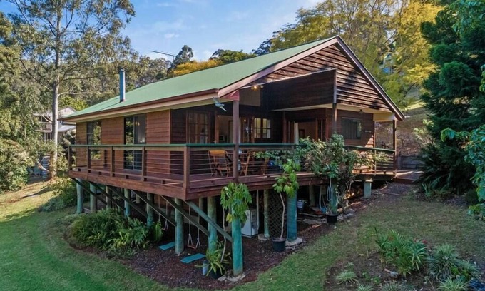 Ravensbourne Chalet De Esquí | Cedar Lodge Chalet de Montaña