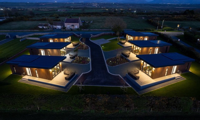 Llangefni Cabaña | Cefni Lodge - sleeps 4 guests in 1 bedroom