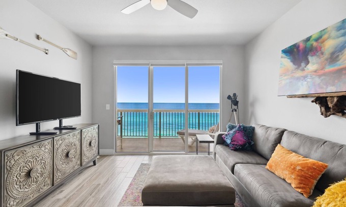 Miramar Beach Condominio | CELADON BEACH RESORT by HAVEN BEACH RENTALS~GULF FRONT Bedroom! FREE Beach Chair Service! Quiet West End
