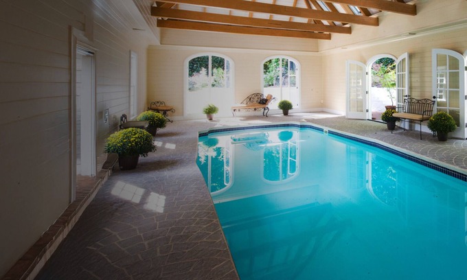 Las Vegas Casa | Celebrity Estate Next to the Strip! Huge Indoor Heated Pool,Spa,Tropical,Arcade,