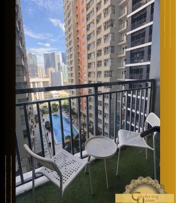 Pio del Pilar Apartamento | Celebrity Haven