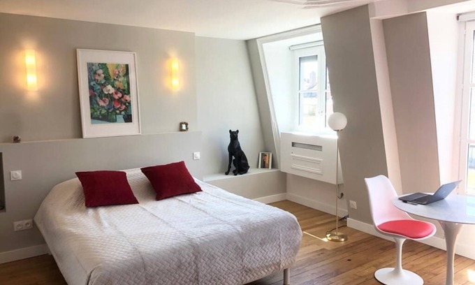 Terreaux - Bat d'argent Apartamento | Celect'View Air-conditioned Suite White