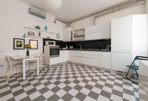 Castello Apartamento | Celestia Canal View