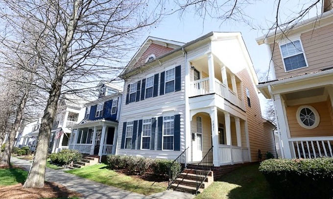 Wesley Heights Casa | Center City Bungalow - Distrito histórico