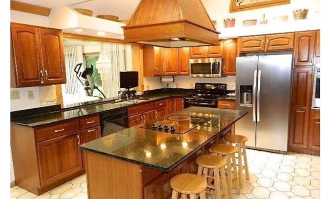 Stroudsburg Casa | Center Hall Colonial Villa in the Heart of Poconos
