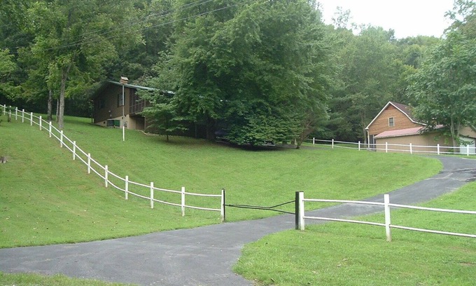Smithville Cabina | Center Hill Lake - Holmes Creek Cabin - media milla del muelle de barcos