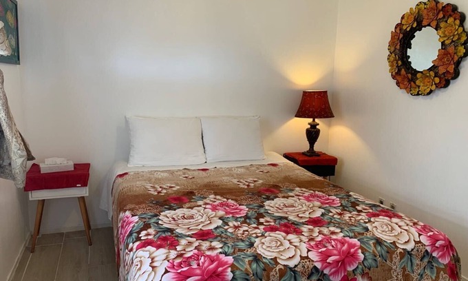 Paradise Condominio | Central, 2 bed-rooms, 2 showers, 5 mins airport, 10 mins strip/convention center