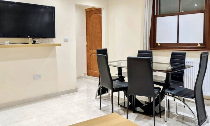 Avonmore and Brook Green Apartamento | Apartamento-Baño Privado