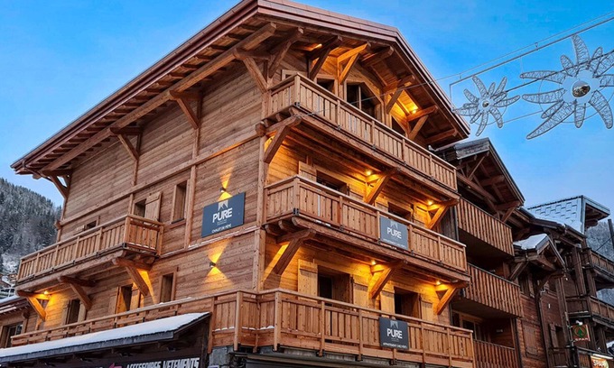 Morzine Chalet De Esquí | Central 20 person chalet with hot tub and sauna