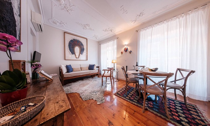 Baixa Apartamento | Central and Serene Apartment in Baixa 107