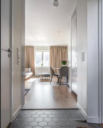 Appelviken Apartamento | Central apartment 5min drive to the Airport.