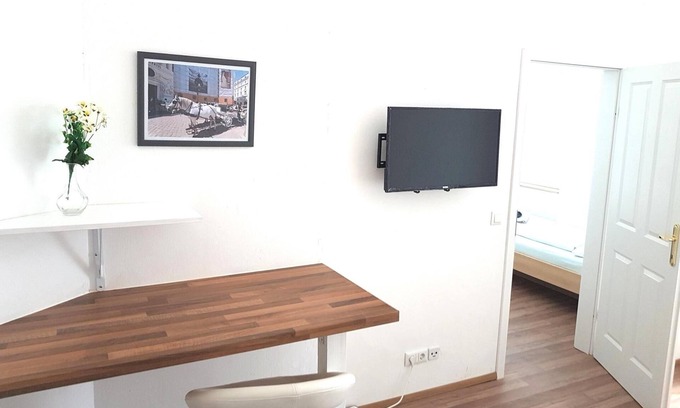 Roßau Apartamento | Central Apartment close to inner ring metro airconditioned A32