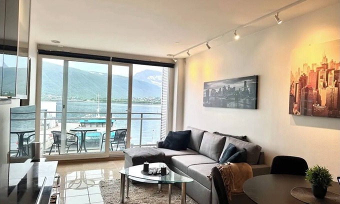 Tromso Apartamento | Central apartment with fantastic view
