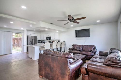 Country Rose Casa | Central Bakersfield Townhome with Private Patio