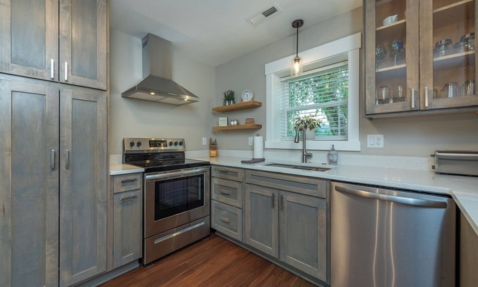 Mars Hill Cabaña | Central between Burnsville & Asheville, creek front w/ firepit and 2 porches!
