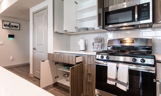 Camarillo Apartamento | Central Camarillo Apartment Home