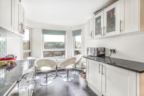 Junction Apartamento | Central Chic 2 Bedroom London Flat