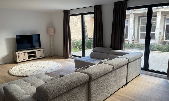 University District Apartamento | Central Chic Antwerp 001