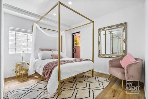 Chinatown Apartamento | Central City Chic - sleeps 6, free parking
