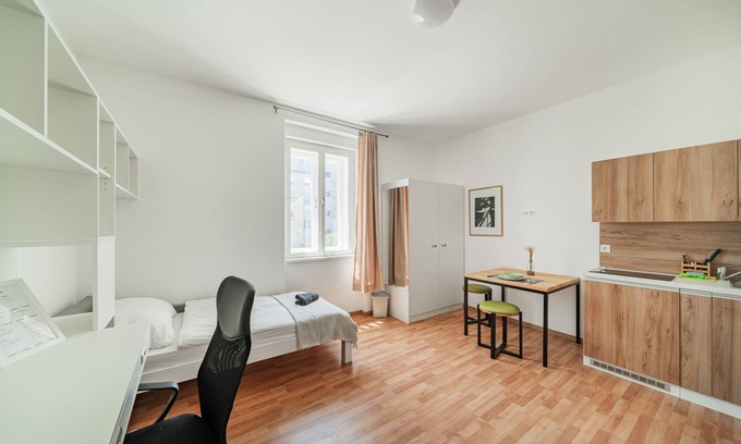 Wiener Neustadt Apartamento | Central City Suite - 01