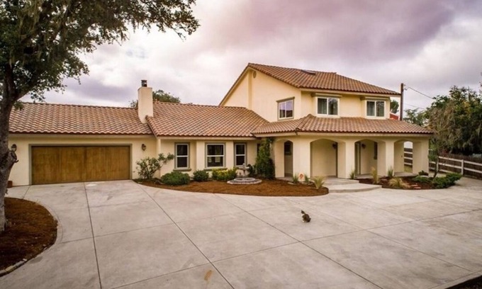 Atascadero Casa | Central Coast Casa II