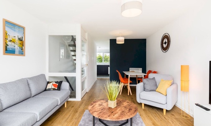 Warwick Casa | Central & Comfortable 2Bedroom Property, Warwick|Pass the Keys
