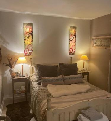 Hesdin Casa | Central double room with separate full bathroom