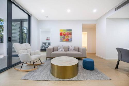 Eastwood Apartamento | Central Eastwood 3BR - Close to Shops & Transport