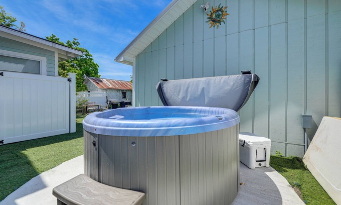 Morehead City Casa | Central Historic Beaufort Home: Walk to Waterfront