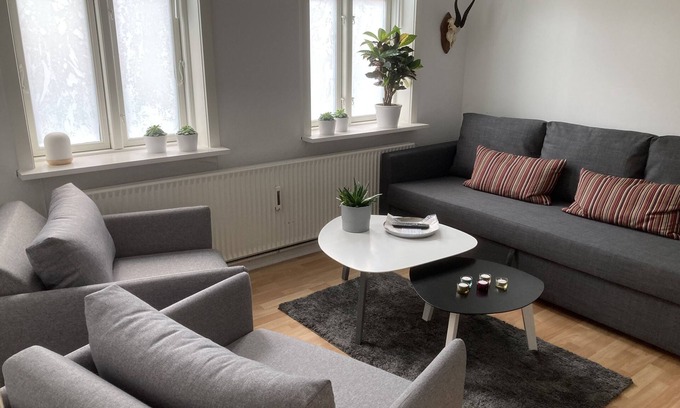 Kolding Condominio | Central Lejlighed med Egen Have tæt ved Slotssøen