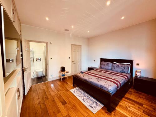 St. Mary's Park Cama Y Desayuno | Central London Mansion 2