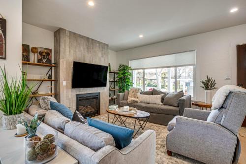 Napa Casa | Central Napa Vacation Rental - Walk Downtown!