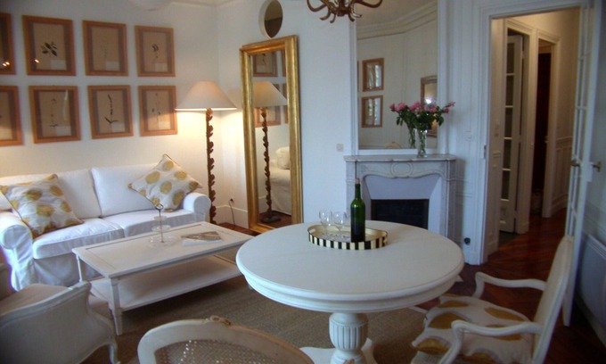 Sorbonne Apartamento | Central Parisian apartment. A 5 minute walk to the Notre-Dame and the Seine