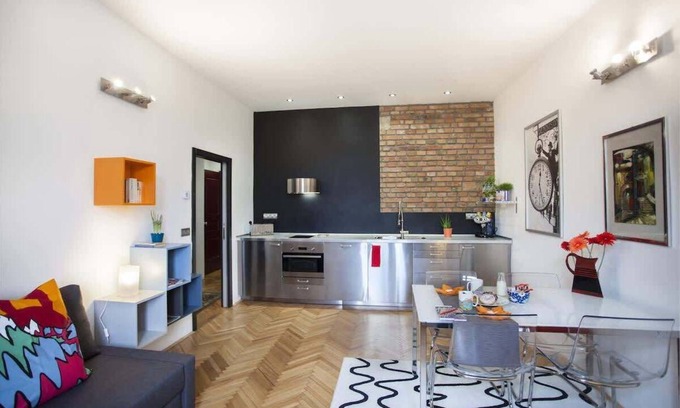 Smichov Apartamento | Central river view Su