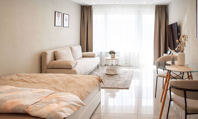 Sindelfingen Condominio | Central, sunny city apartment near Mercedes - top modern
