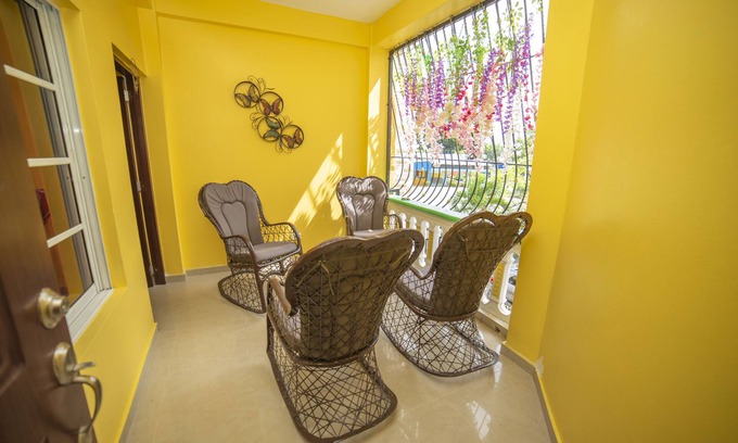 Jarabacoa Apartamento | Centrally Located Lovely 3-bedroom Rental unit with Free parking