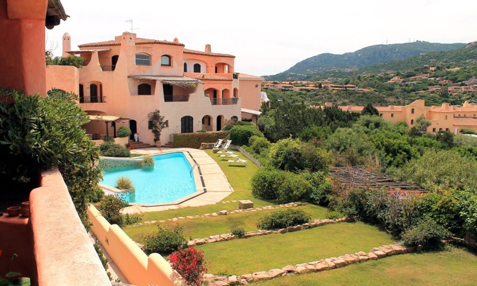 Porto Cervo Apartamento | Casa en el corazón de Porto Cervo con piscina en el Puerto Viejo