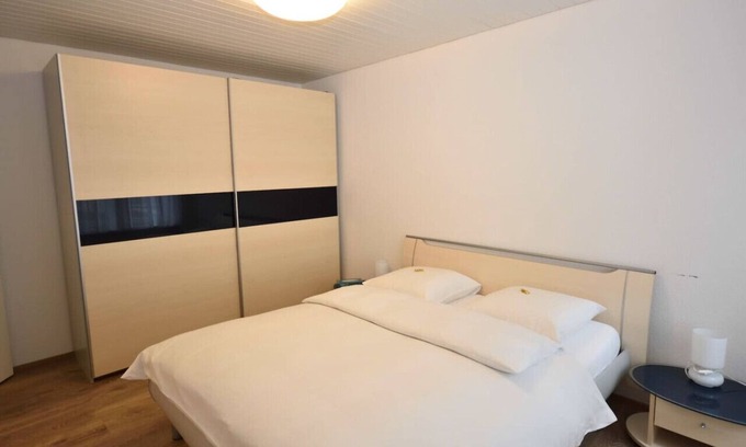 Center Apartamento | Centrally located 2BR (Color 23)